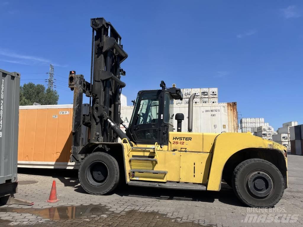 Hyster H25XM-12 貨櫃搬運機