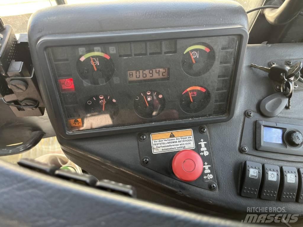 Hyster H25XM-12 貨櫃搬運機