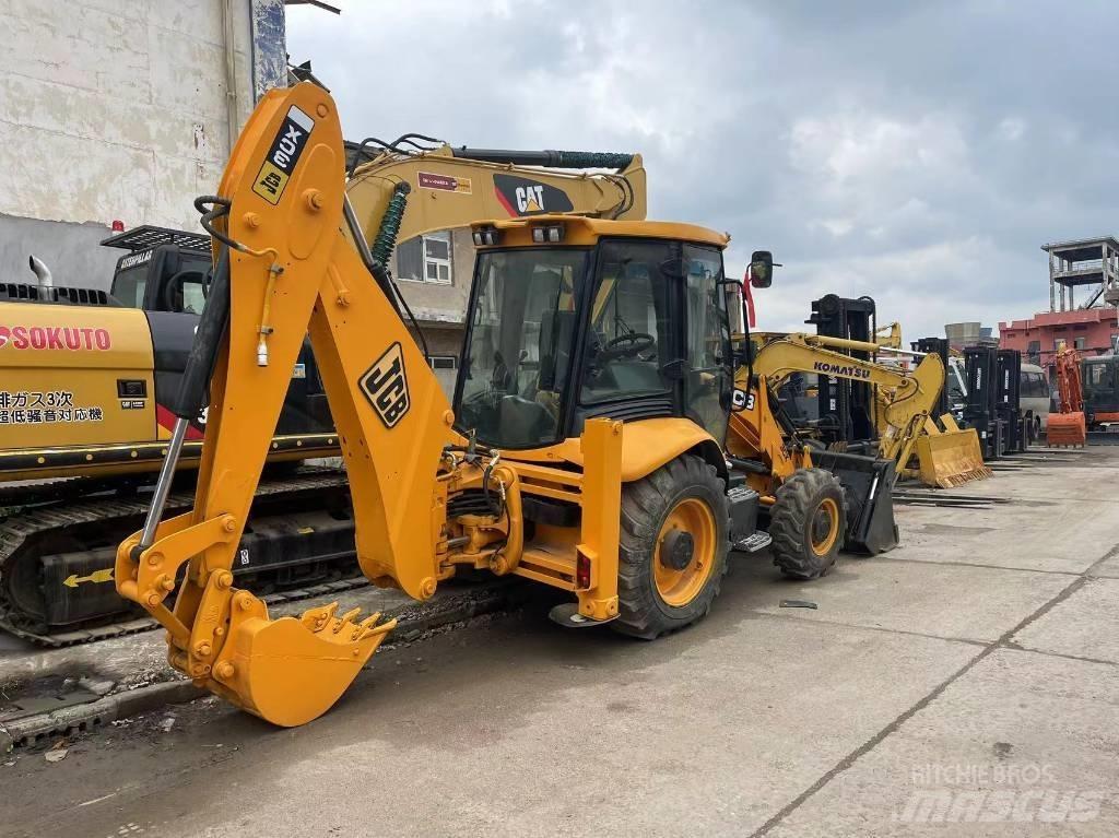 JCB 3 CX 反鏟裝載機