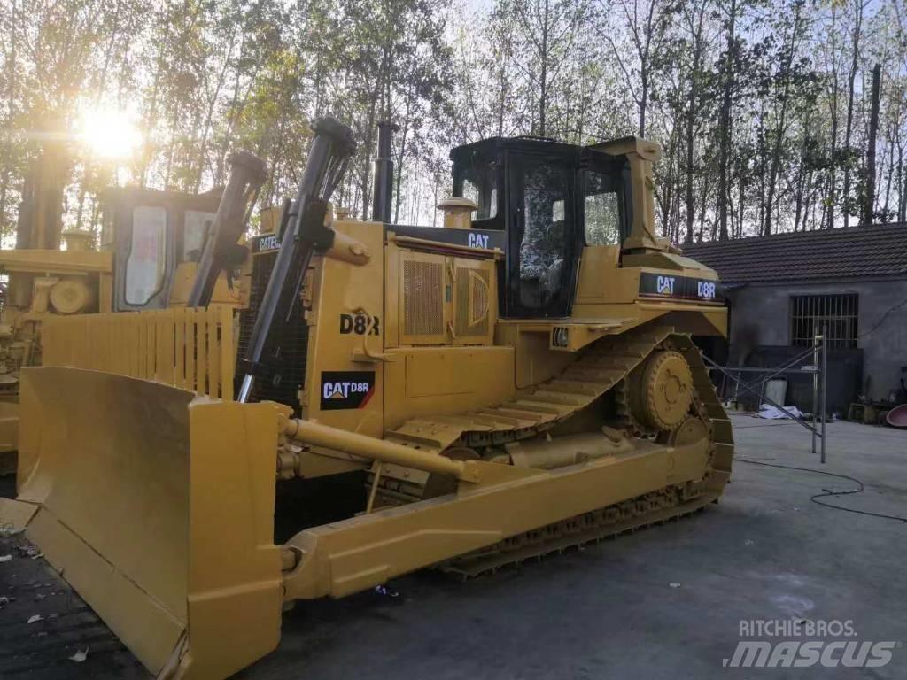 CAT D 8 R 履帶推土機