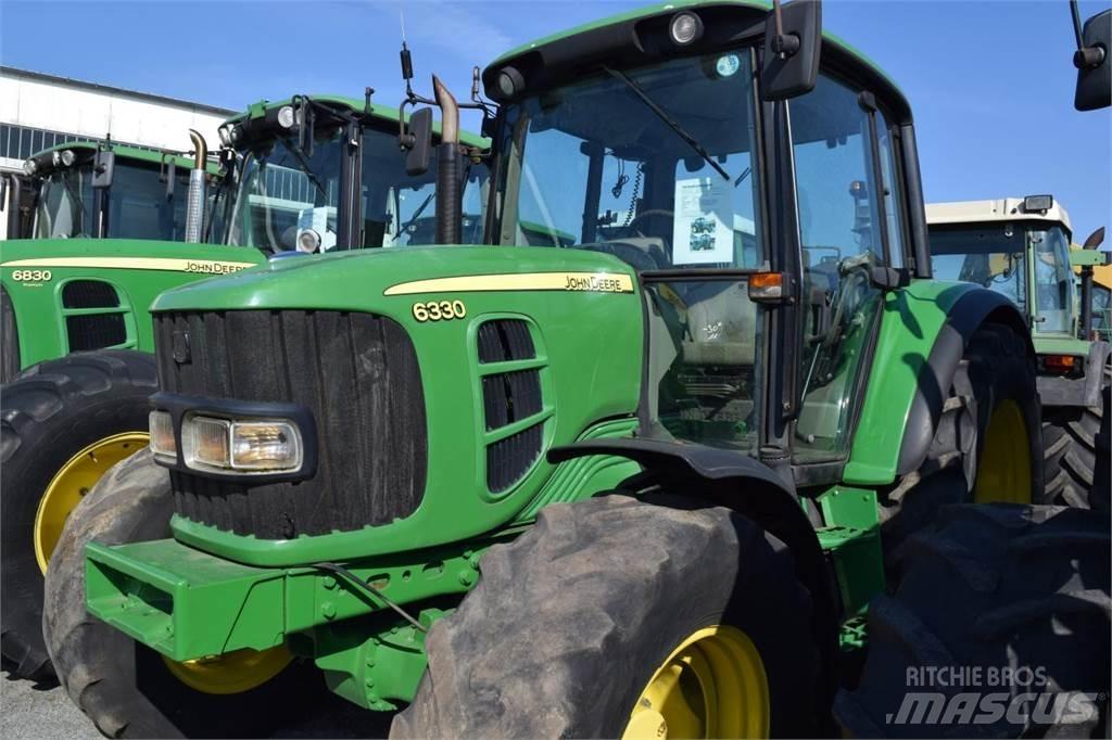 John Deere 6330 曳引機