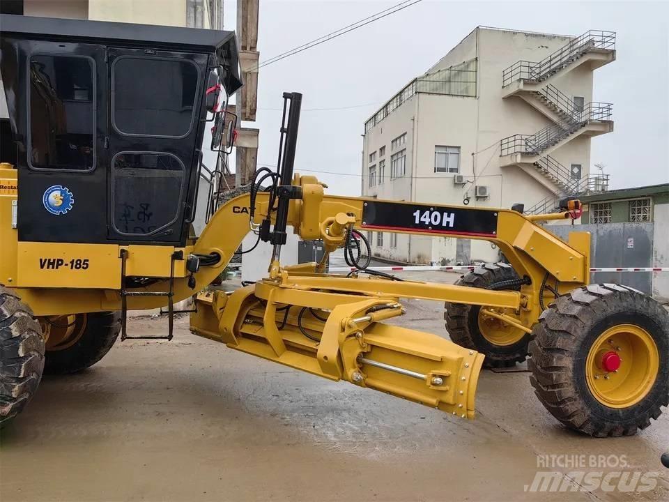 CAT 140H 平土機