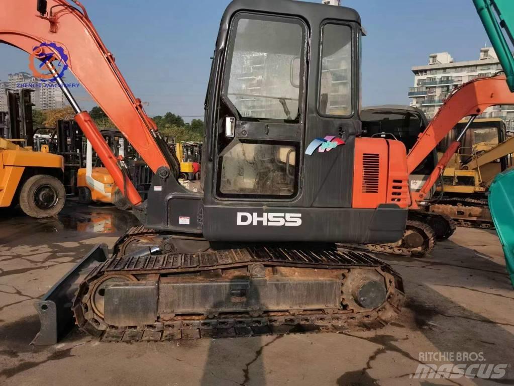 Doosan DH 55 小型挖土機/掘鑿機<7t(小型挖掘機)