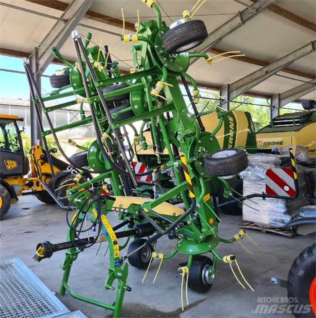 Krone VENDRO 900 耙與翻草機