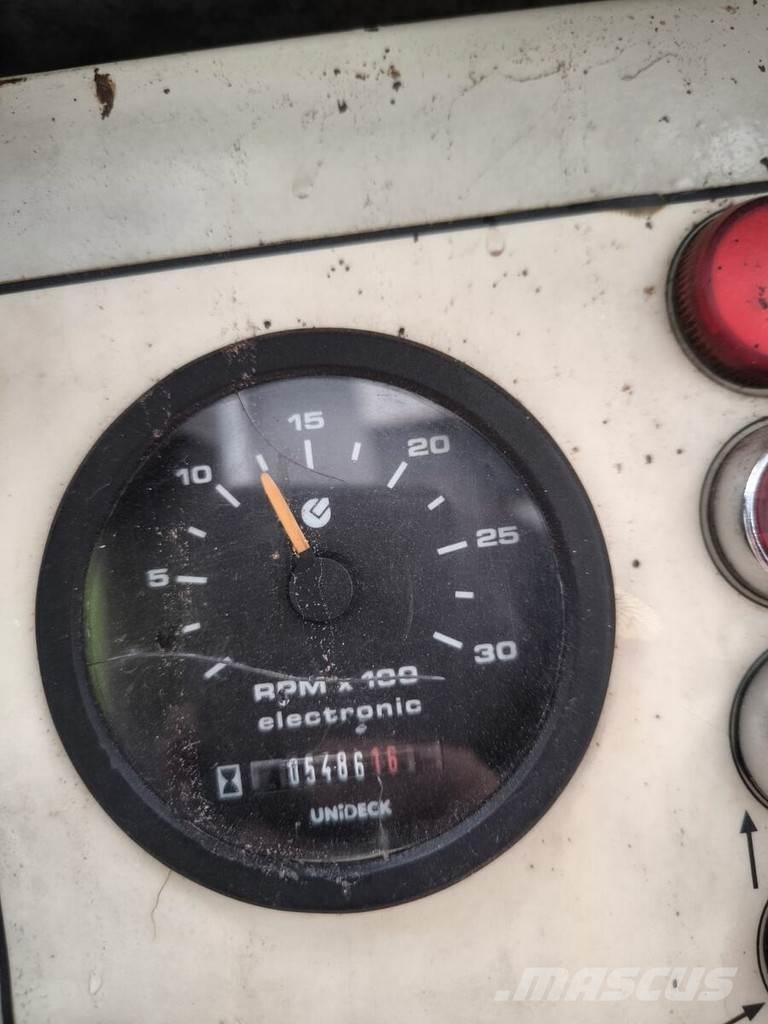 Comacchio MC 305 重型鑽孔機