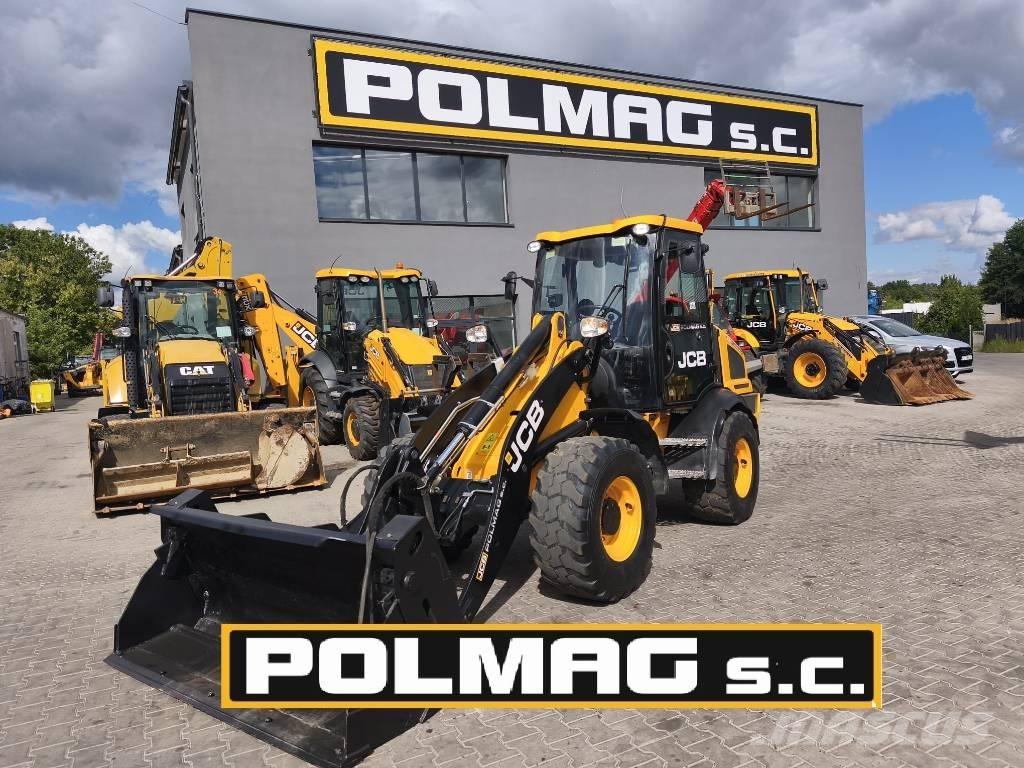 JCB 409 輪胎式裝載機