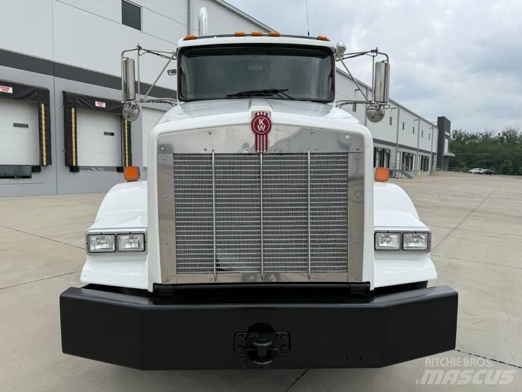 Kenworth T 800 曳引機組件