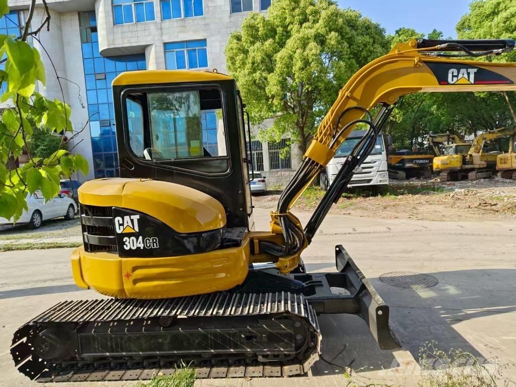 CAT 304 CR 小型挖土機/掘鑿機<7t(小型挖掘機)