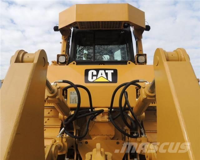 CAT D 7 R 履帶推土機