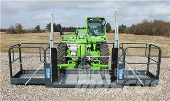 Merlo P 40.17 伸縮臂操作車