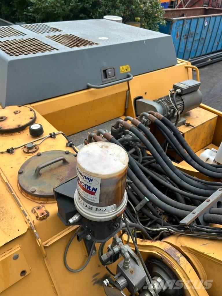 Liebherr 934 B 廢棄物/工業用操作車