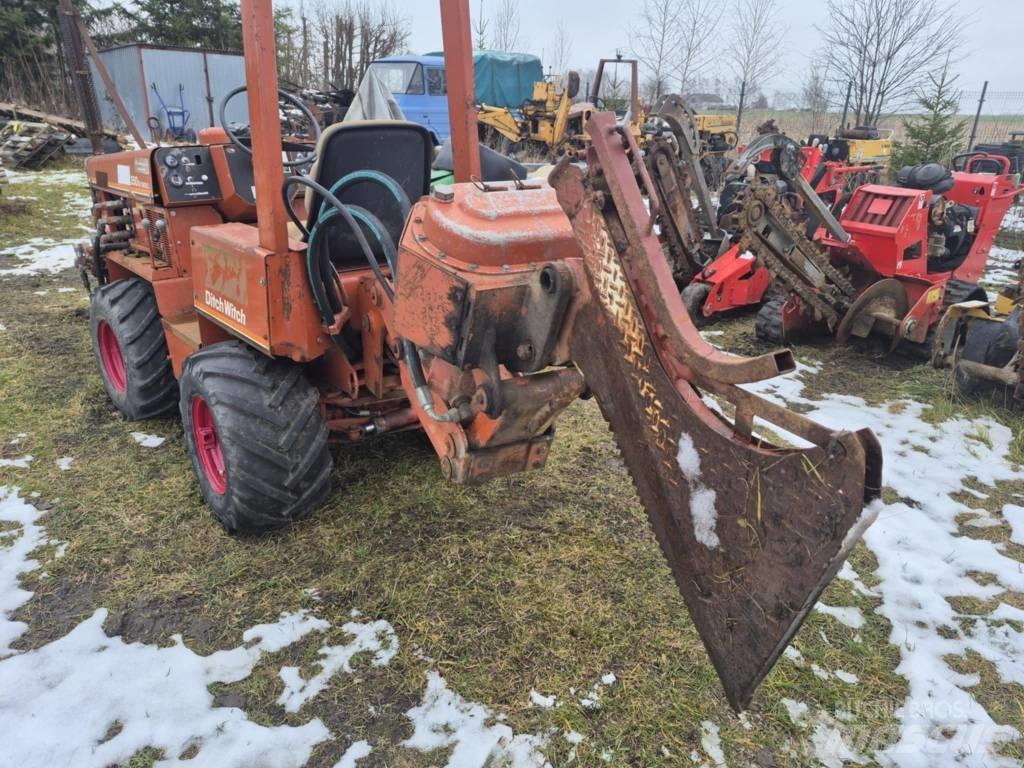 Ditch Witch 350 SX 掘溝機