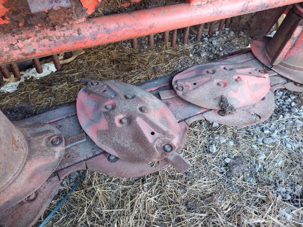 Kuhn alterna 400 割草調節裝置
