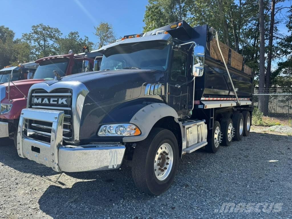 Mack GU813 傾卸式卡車