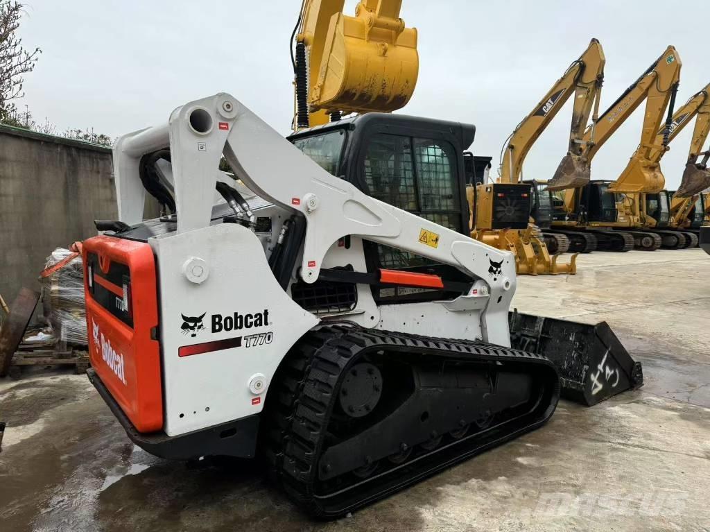 Bobcat T770 推土機