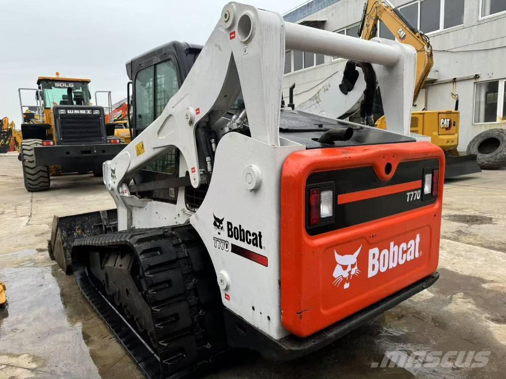 Bobcat T770 推土機