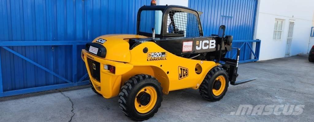 JCB 520-40 伸縮臂操作車