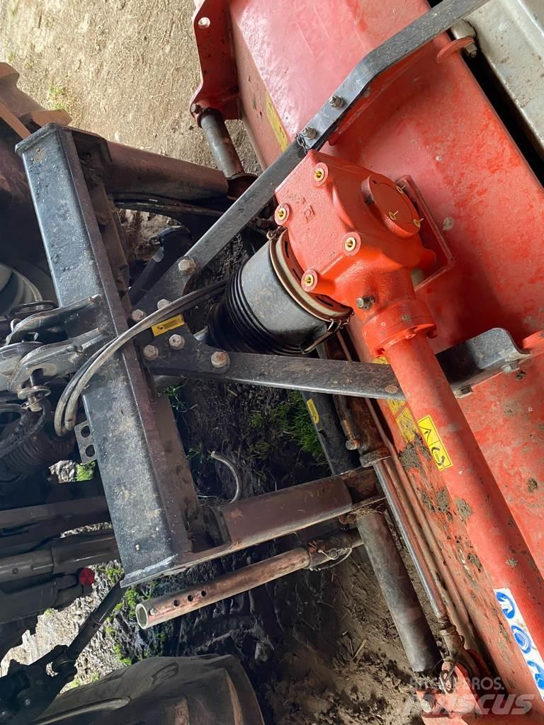Kuhn BP 305 破碎機