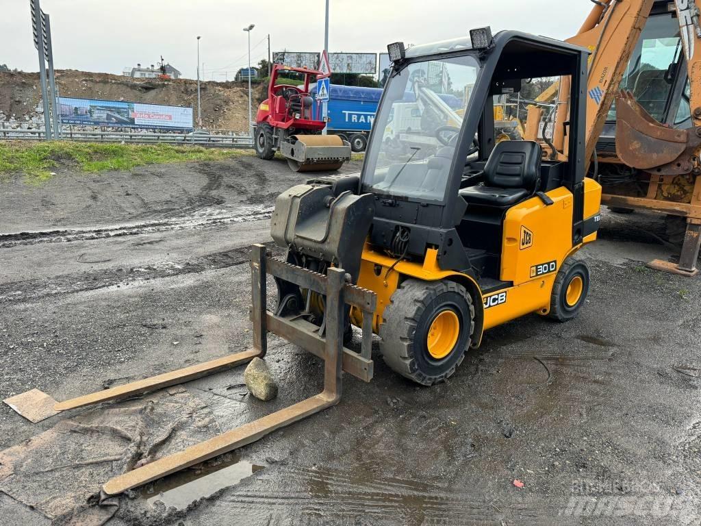 JCB TD30D TELETRUCK 伸縮臂操作車
