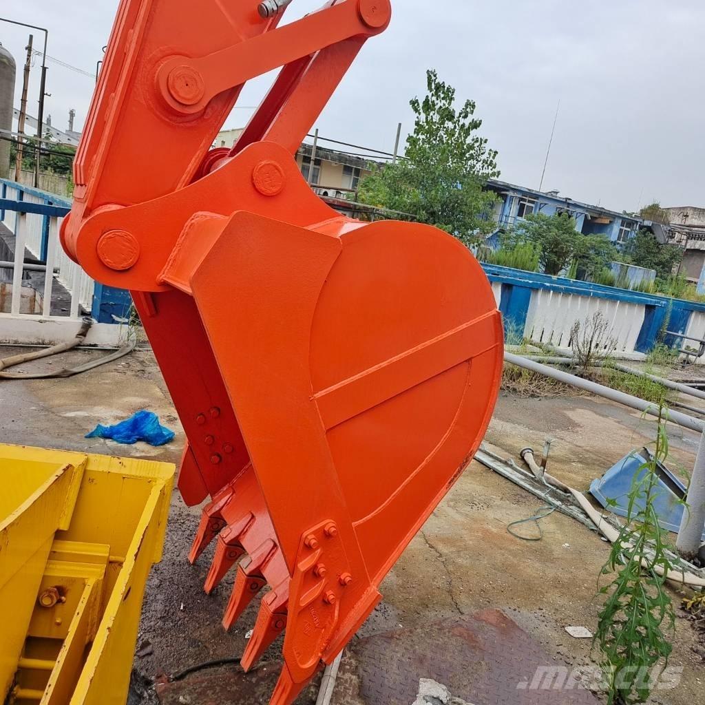 Doosan DX 225 履帶式 挖土機/掘鑿機/挖掘機