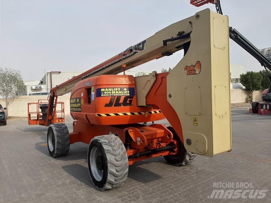 JLG 800AJ 曲臂高空作業車