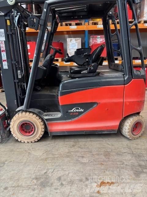 Linde E25/600HL 電動堆高機