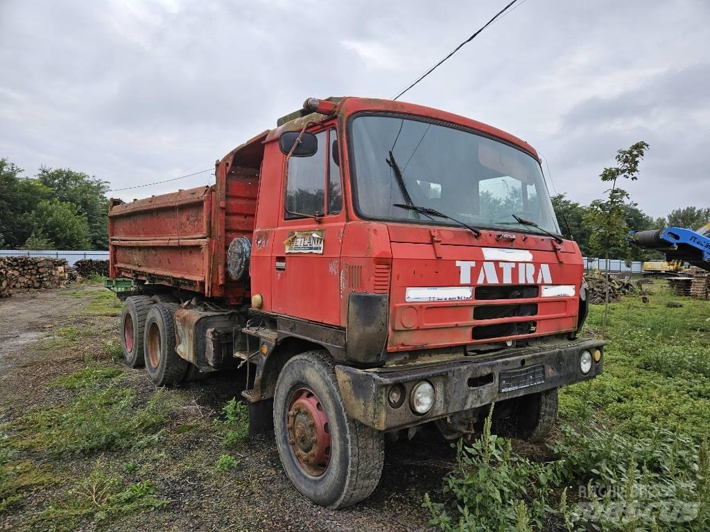 Tatra 138 S3  6x6 傾卸式卡車