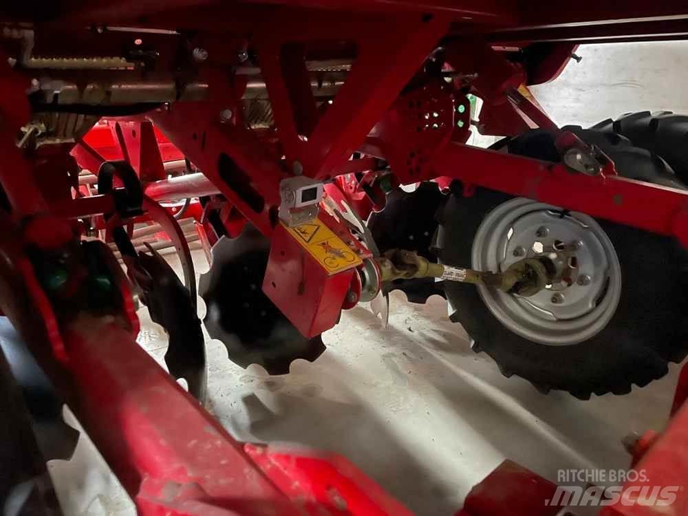 Grimme GL 420 馬鈴薯種植機