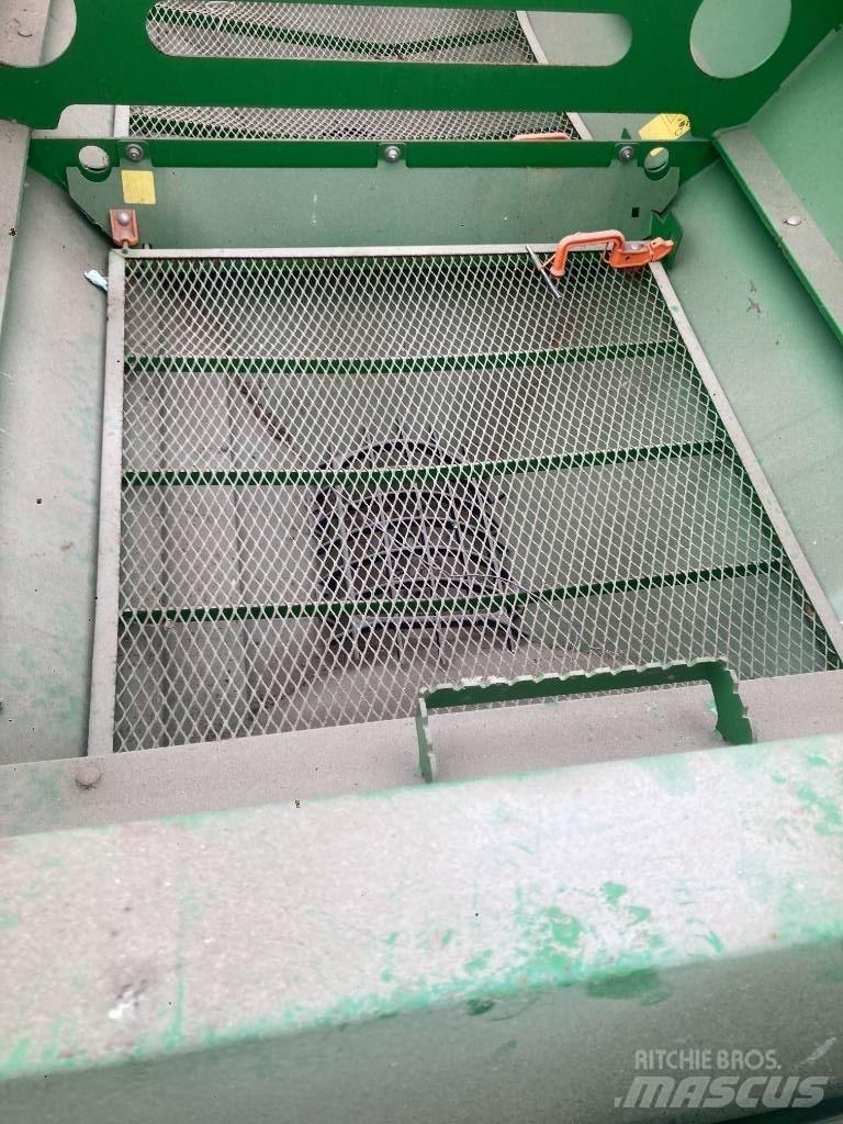 Amazone ZA-M 3000 礦物撒布機