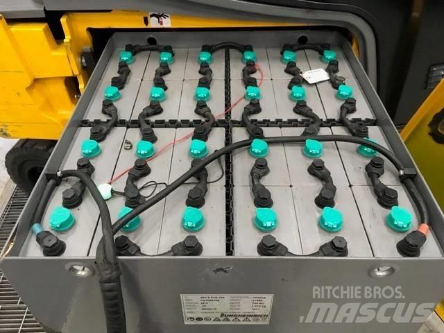 Jungheinrich EFG 320 電動堆高機