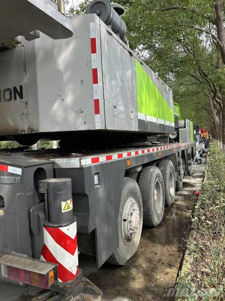 Zoomlion ZTC 1100 全路面起重機/吊車