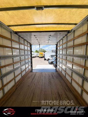 Freightliner M2 其他貨車