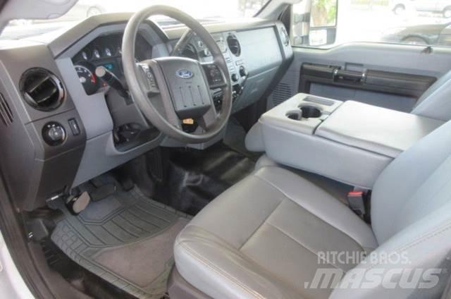 Ford F250 救援車
