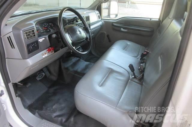 Ford F350 救援車