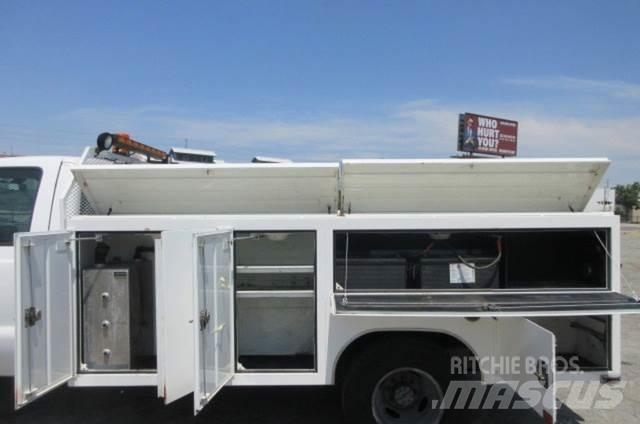 Ford F350 救援車