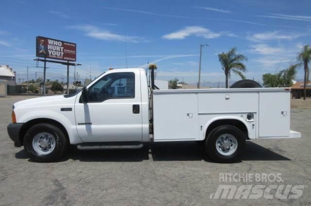 Ford F350 救援車