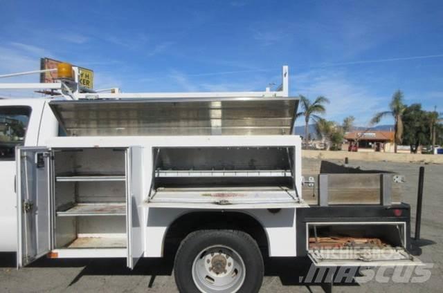 Ford F350 救援車