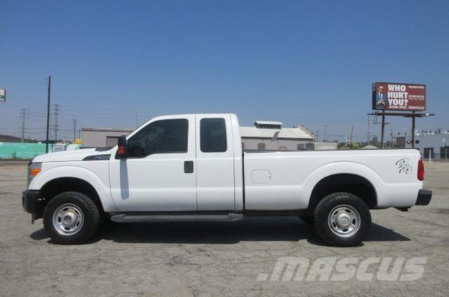 Ford F350 救援車