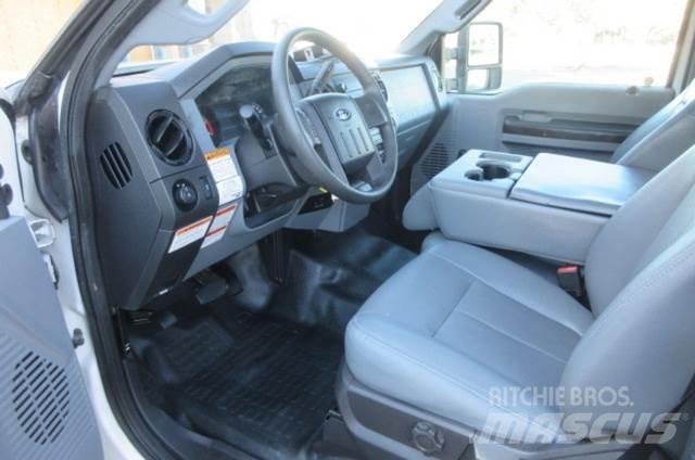 Ford F450 救援車