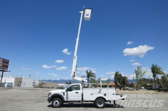 Ford F450 救援車