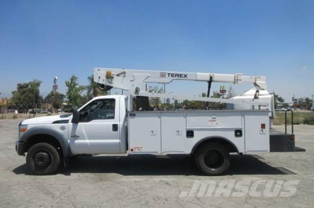 Ford F450 救援車