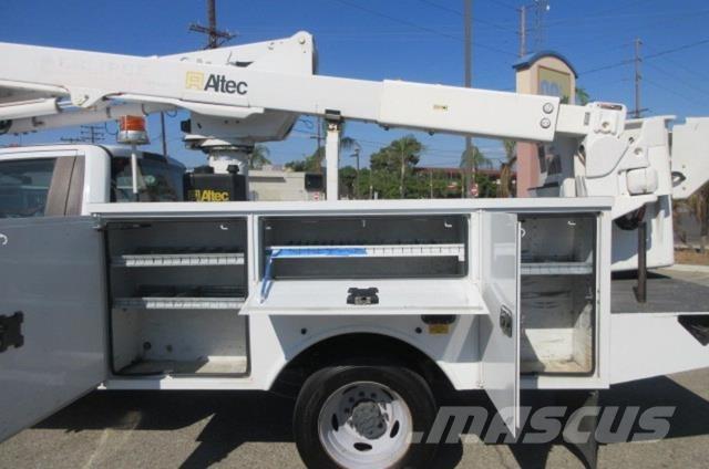 Ford F550 救援車
