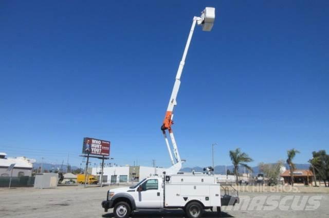 Ford F550 救援車