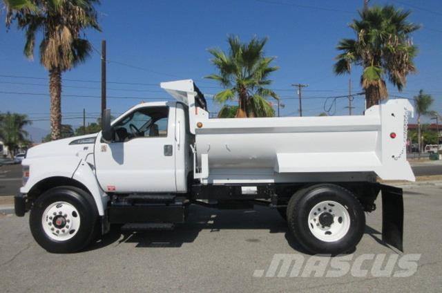 Ford F750 救援車