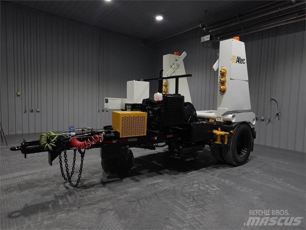 Altec AD108 地下錨索鑽裝車