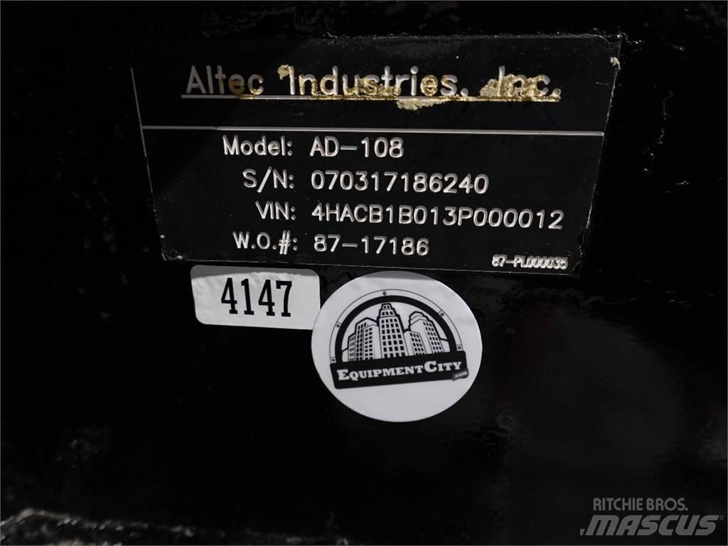 Altec AD108 地下錨索鑽裝車