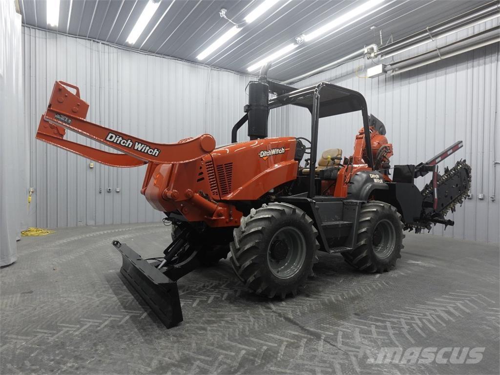 Ditch Witch RT115 掘溝機