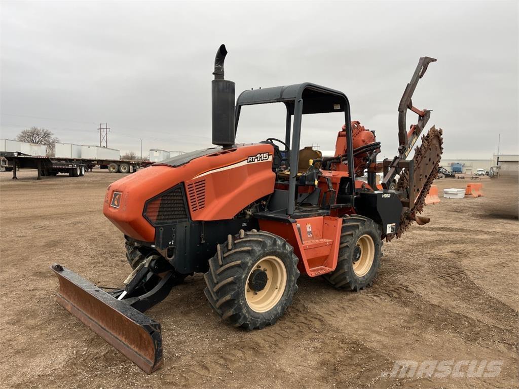 Ditch Witch RT115 掘溝機