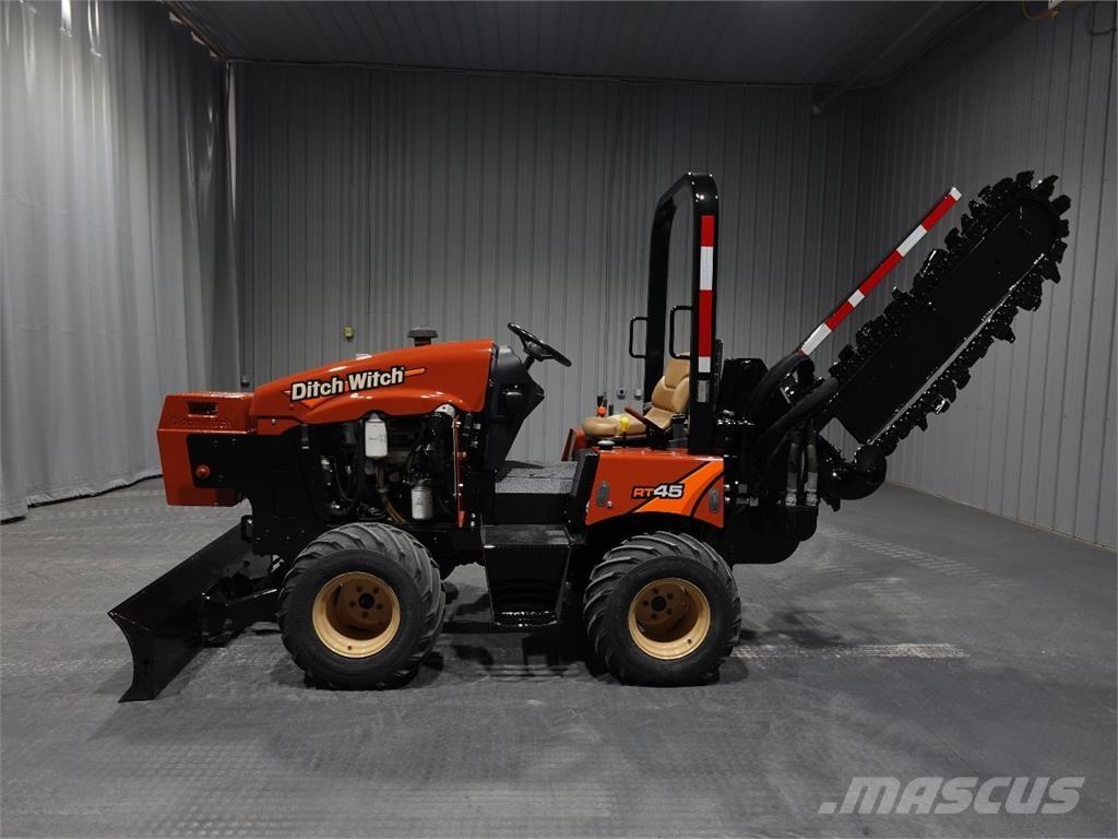 Ditch Witch rt45 掘溝機
