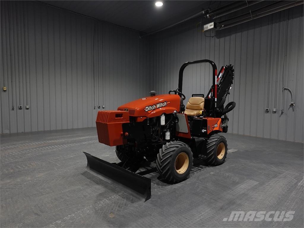 Ditch Witch rt45 掘溝機